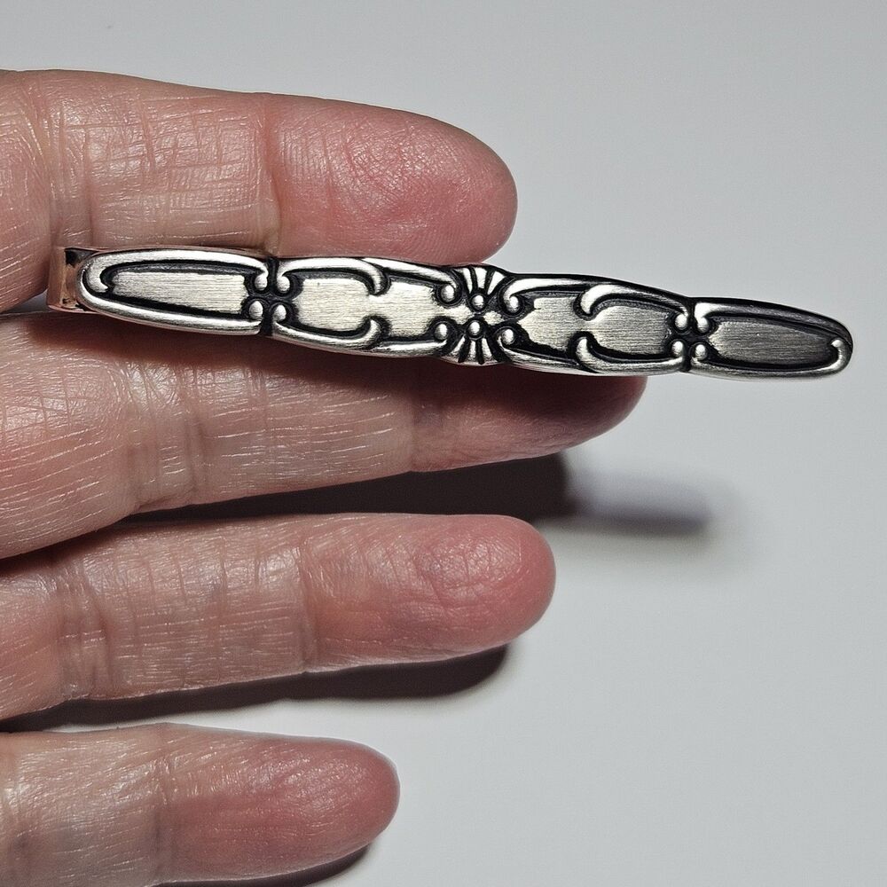 Vintage Sarah Coventry Silver Tone Tie Clip